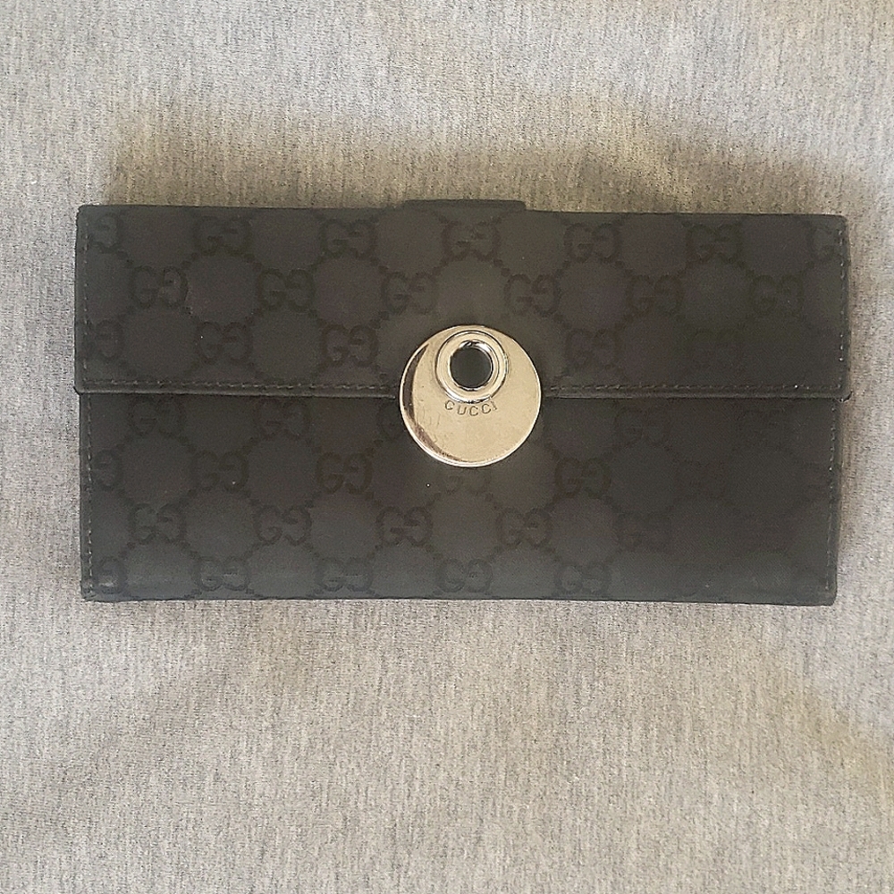 Authentic Monogram Canvas Eclipse Gucci Wallet